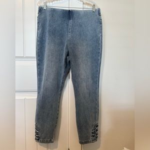 Soft Surroundings Pull on Jeans/size Large/Light wash